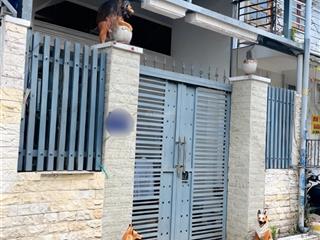 Bán nhà cấp 4, 95m2 (5,3/6,3x18) sát đường ql1a, phường thạnh xuân, q12. hẻm 6m