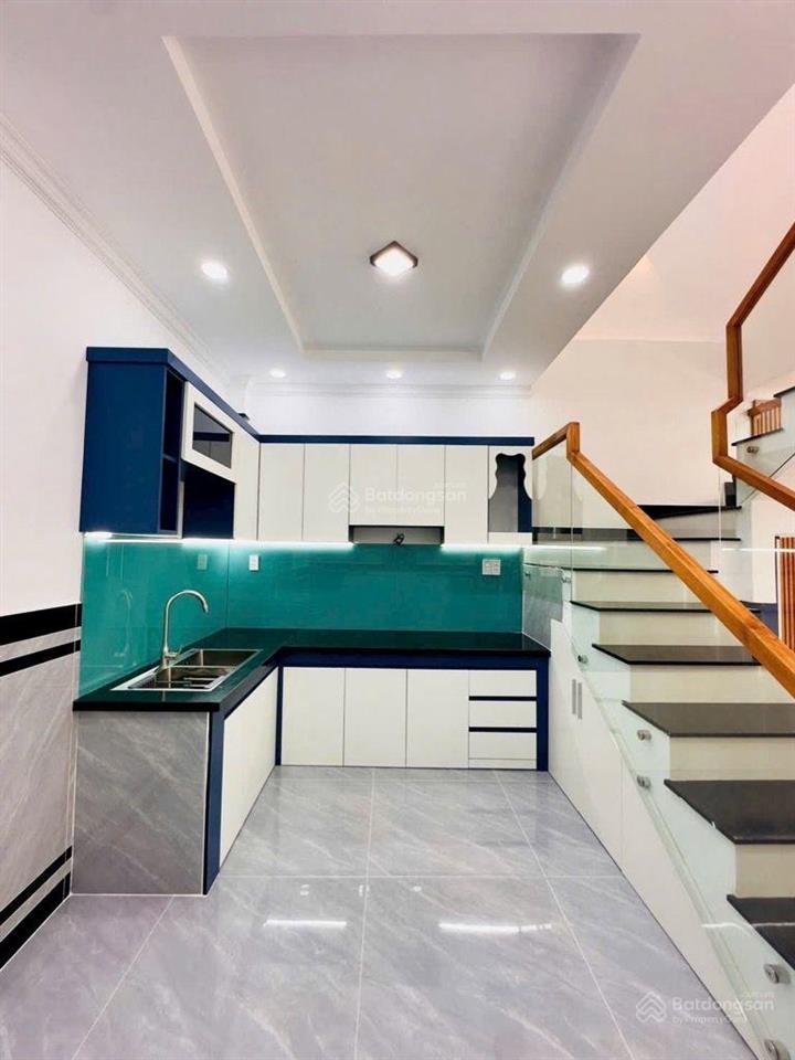 Mặt tiền nhánh ht17 2 tầng nở hậu giá 4.92 tỷ