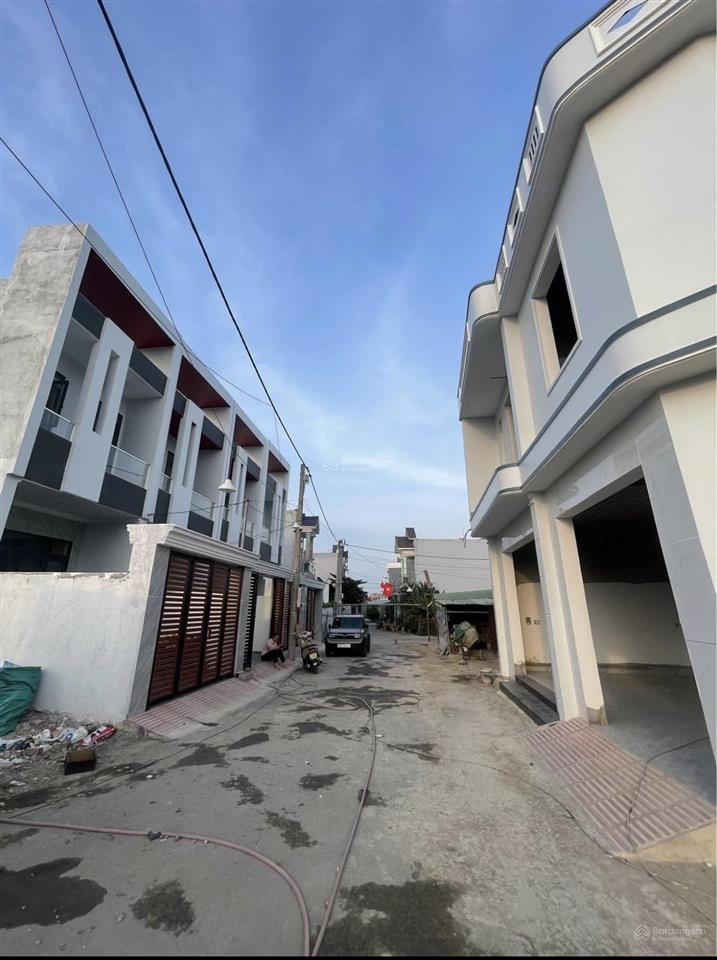 Bán nhà 1t 1l (dt 64m2  ngang 7m) sổ riêng thổ cư 100% đường oto p. hoá an. giá chỉ 2,8 tỷ