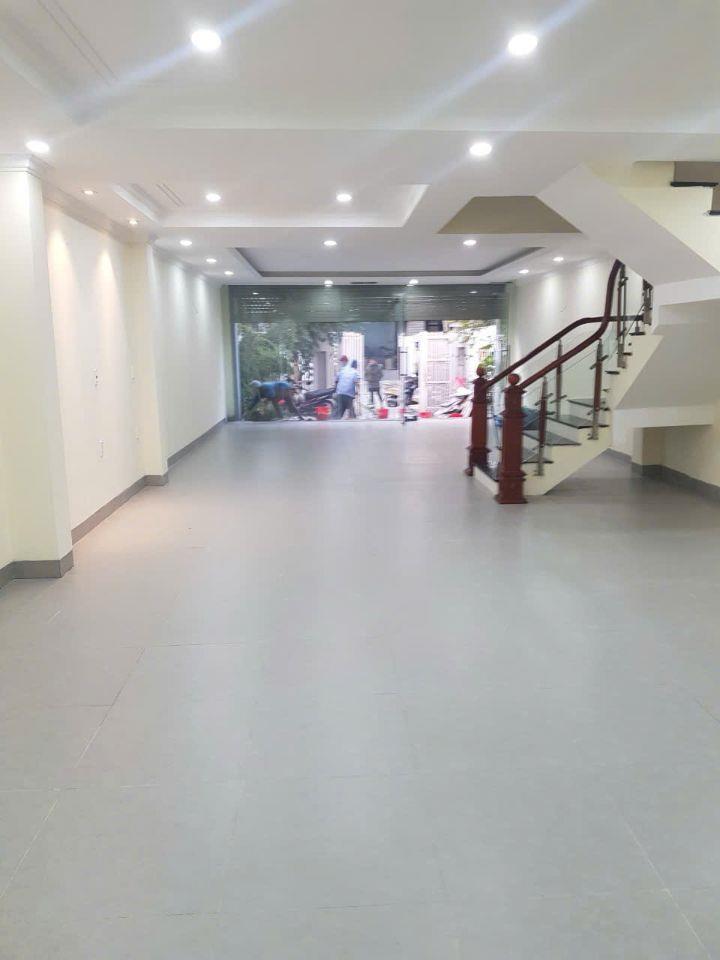 CHỦ GẤP BÁN GIẢM NGAY 2 TỶ! NHÀ ĐẸP 160M2 MẶT TIỀN 8M, ĐANG CÓ DÒNG TIỀN 30TR/THÁNG