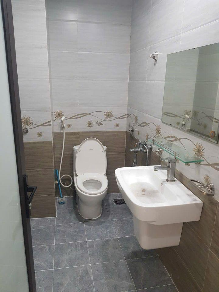 CHỦ GẤP BÁN GIẢM NGAY 2 TỶ! NHÀ ĐẸP 160M2 MẶT TIỀN 8M, ĐANG CÓ DÒNG TIỀN 30TR/THÁNG