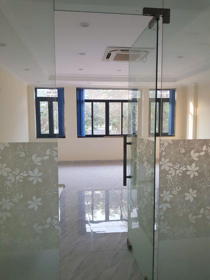 CHỦ GẤP BÁN GIẢM NGAY 2 TỶ! NHÀ ĐẸP 160M2 MẶT TIỀN 8M, ĐANG CÓ DÒNG TIỀN 30TR/THÁNG