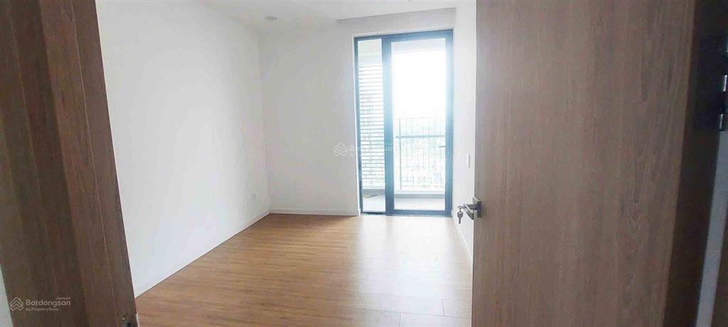 Chuyển nhượng căn 1pn mt eastmark city tầng trung view hồ bơi và landmark81