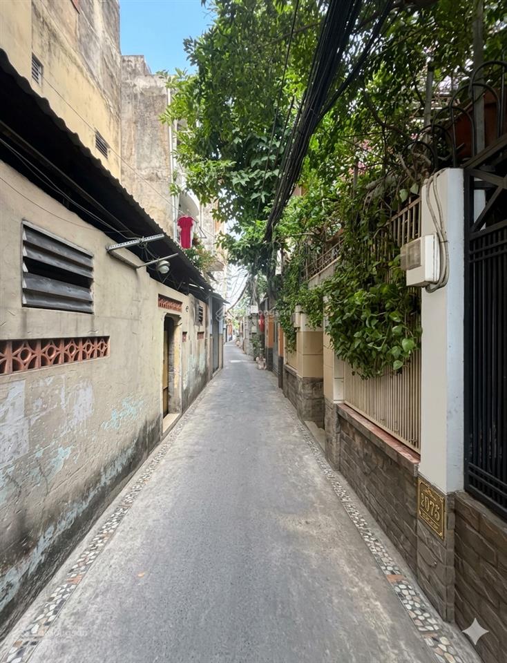 Hàng hiếm khu ngã tư hàng xanh  4 tầng 4 phòng ngủ, 38m2, chỉ 6.4 tỷ