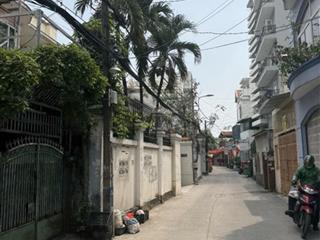 4 tầng, 3 phòng ngủ  ngang gần 5m, gần sát chợ bà chiểu tại chu văn an