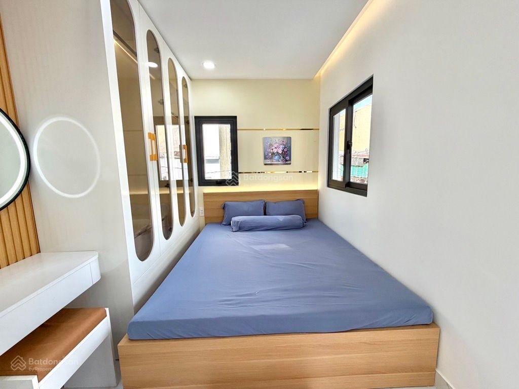 Lô góc hẻm xe hơi 6m  sát mặt tiền đường phan văn trị, 3 tầng, 3pn, giá chỉ 6.85 tỷ