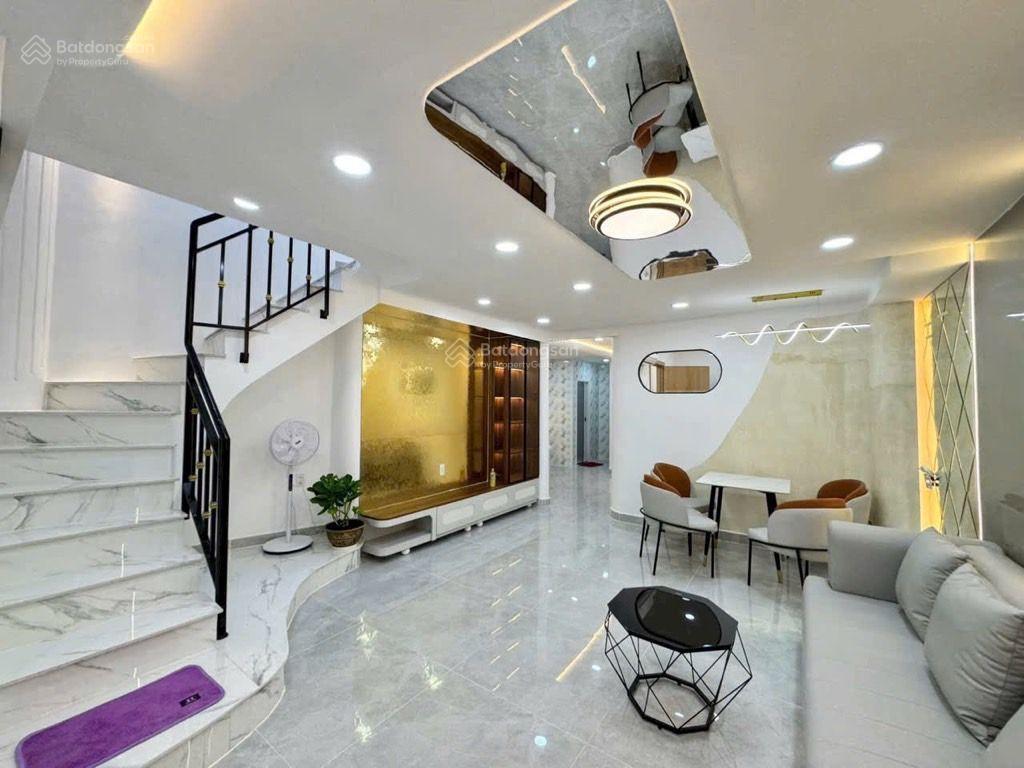 Nhà bán điện biên phủ, giáp q1, 53m2, 4 phòng ngủ, giá 7.35 tỷ