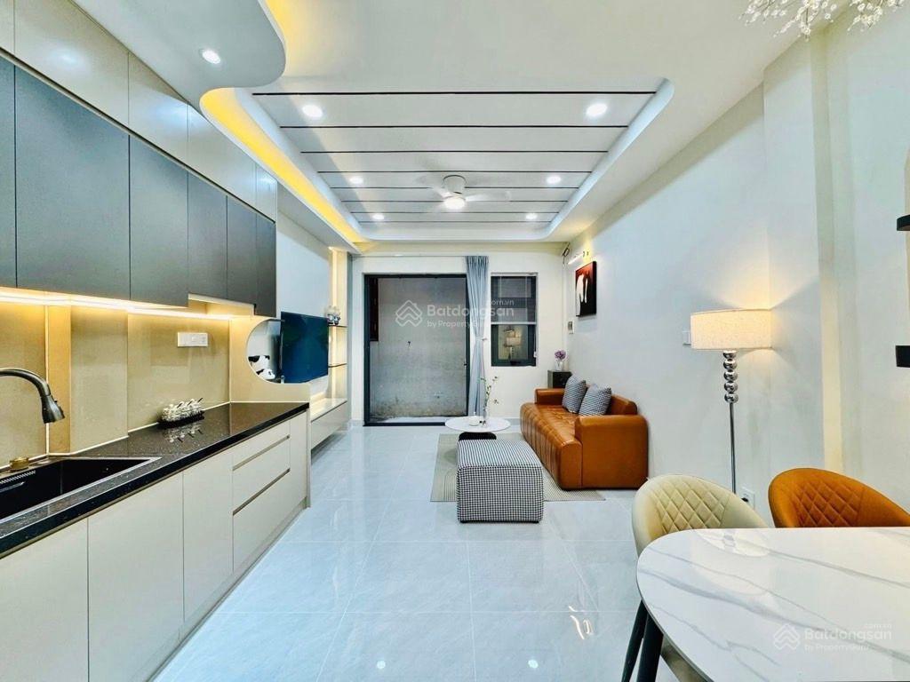 Nhà gần ngã tư hàng xanh  3 tầng 3phòng ngủ chỉ 5.x tỷ