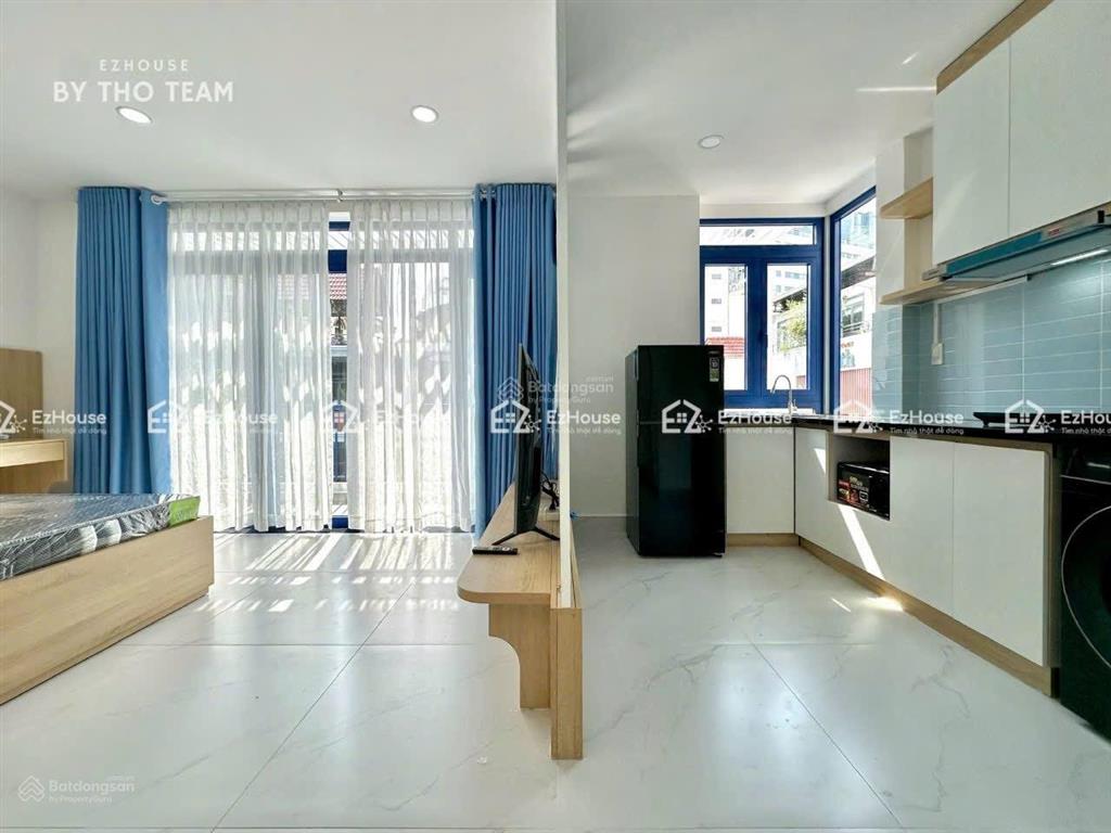 Khai trương căn studio ban công tách bếp cao cấp ngay etown cộng hòanhà ga t3