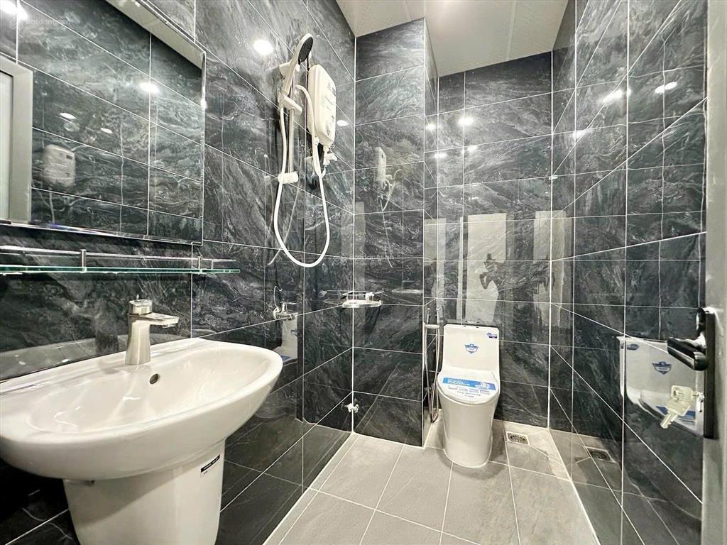 Cho thuê chung cư mini 1pn/studio full nội thất cao cấp sát bên đh nguyễn tất thành