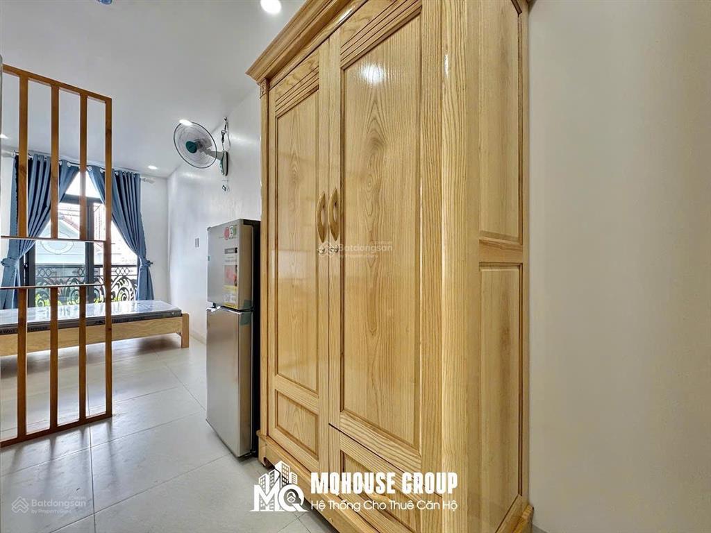 Cho thuê studio tách bếp/ban công khu
tân sơn  emart phan huy ích