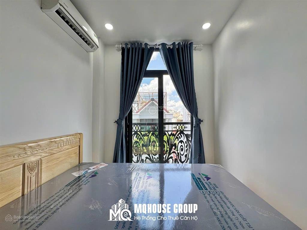 Cho thuê studio tách bếp/ban công khu
tân sơn  emart phan huy ích