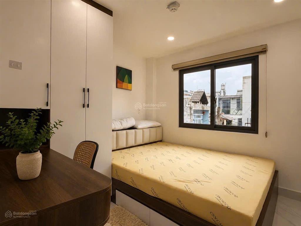 Cho thuê căn 2pn full nội thất cao cấp, sân sau ngay ngã 5 hàng xanh, gần đh vlu