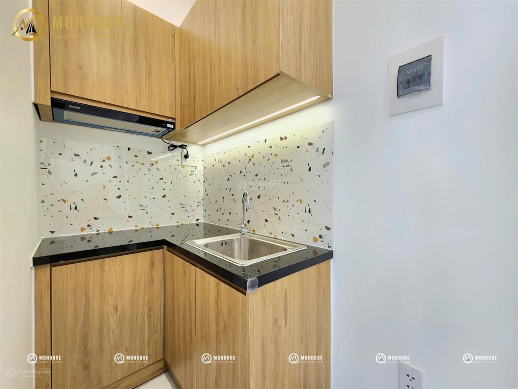 Trống lại studio cửa sổ gần etown cộng hoà thuận tiện di chuyển qua đh công thương  sân bay tsn