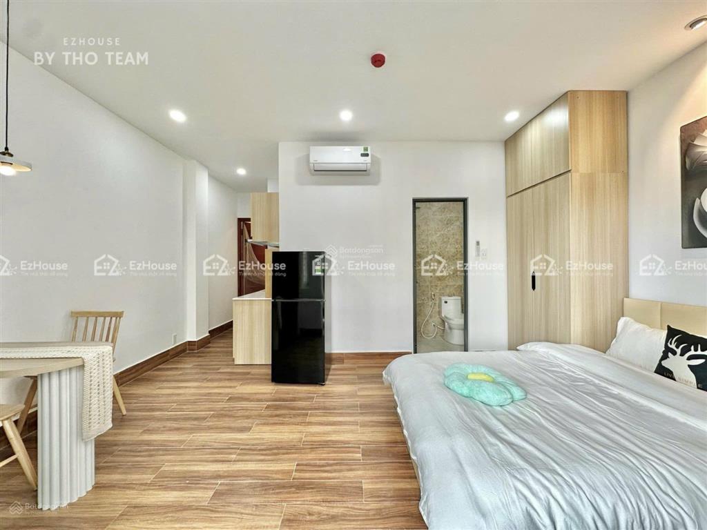 Cho thuê chdv full nội thất ban công/cửa sổ ngay cộng hoà, gần vaa, huit, huflit