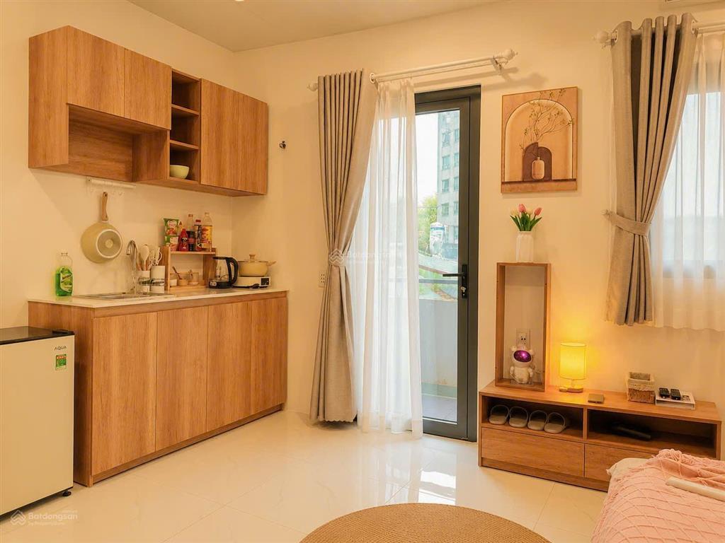 Cho thuê chdv cao cấp full nội thất ngay khu bàu cát, ngã tư bảy hiền, sân bay tân sơn nhất