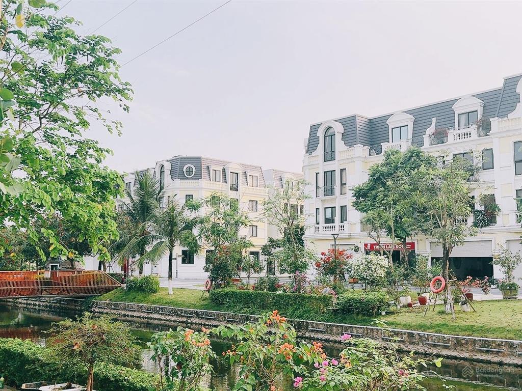 Chủ thiện chí bán nhanh biệt thự song lập giá tốt nhất dự án, trục đường đẹp căn đẹp ko lỗi nhỏ!