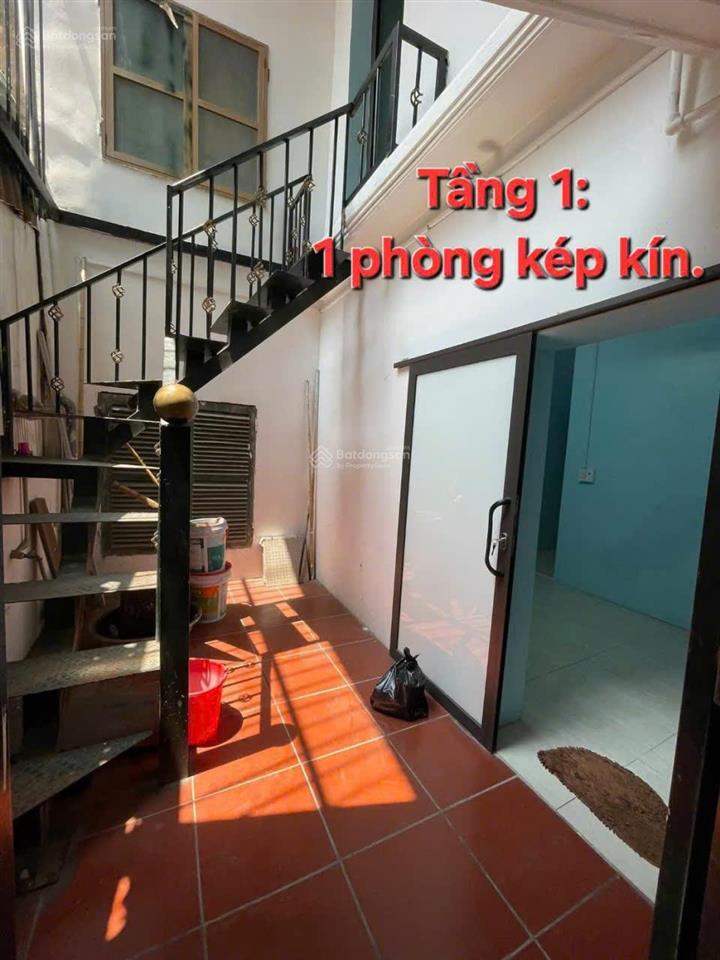 Cho thuê nhà nguyên căn 3 tầng x 45m2 tại khương thượng, giá 10tr/tháng có thương lượng