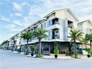 Chủ cần tiền bán gấp shophouse  centa city  hướng đông  sẵn sổ  giá chỉ 6,6 tỷ