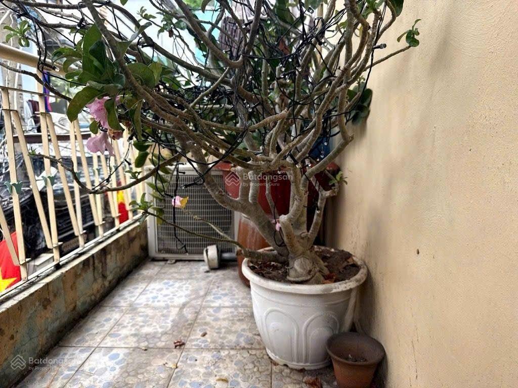 Nhà hẻm tôn đản thông vĩnh hội kinh doanh được 49 m2 đất hiện hữu 4.9 tỷ