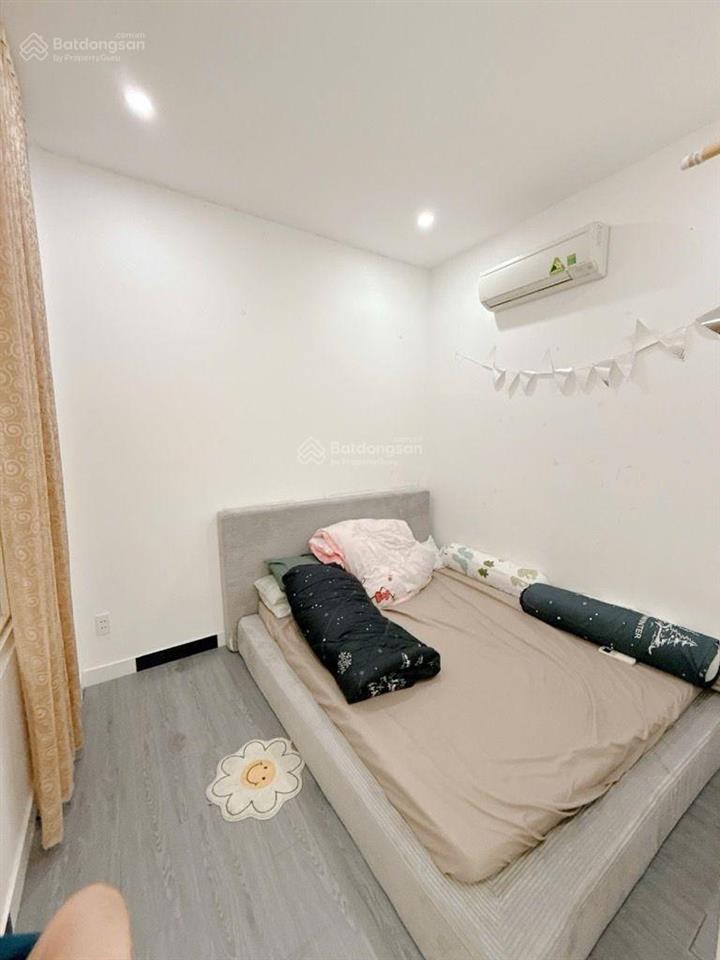 Nhà 3 tầng cách mt trần xuân soạn 30m  hẻm xe hơi sát himlam nhỉnh 6 tỷ