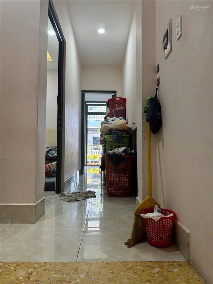 Chủ gấp bán đi định cư nhà 3 tầng chợ tân mỹ xe hơi tránh nhỉnh 10 tỷ tặng hết nội thất