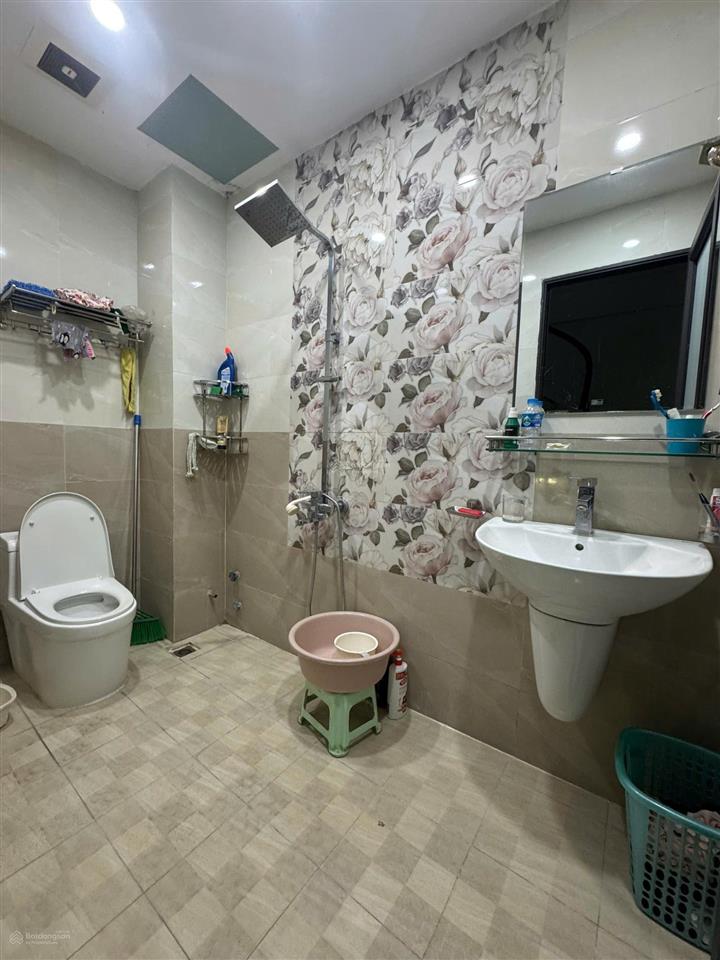 Nhà dân tự xây 75m2x 4t, mặt tiền 5m, khu phân lô giang biên  không gian sống tiện ích đẳng cấp