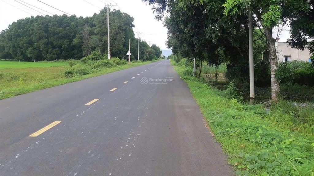 Bán lô đất siêu phẩm gần 800m2 xã đá bạc, huyện châu đức, brvt giá 3,5 tỷ