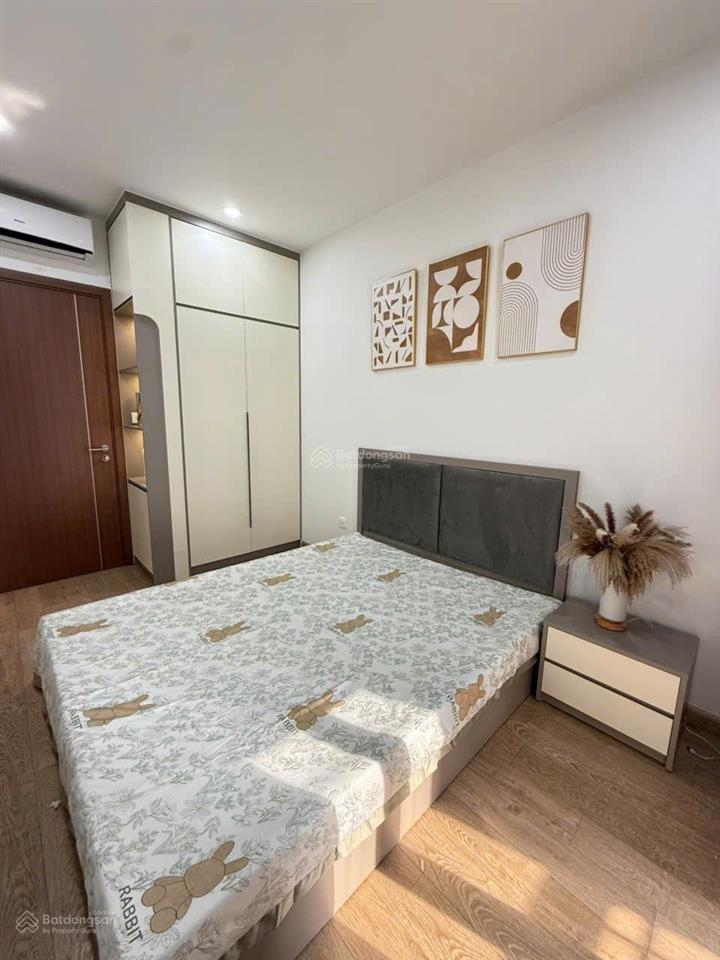 Em thủy cần bán căn hộ có slot ôtô cực hiếm, 2 phòng ngủ2wc, bố trí cực thoáng, sổ đỏ, hd mon city