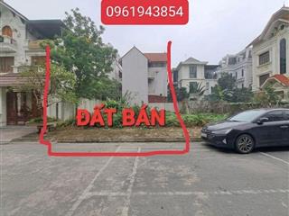 MẸ EM CẦN TIỀN BÁN GẤP MẢNH ĐẤT 105m2 MT 5M 1.4 tỷ