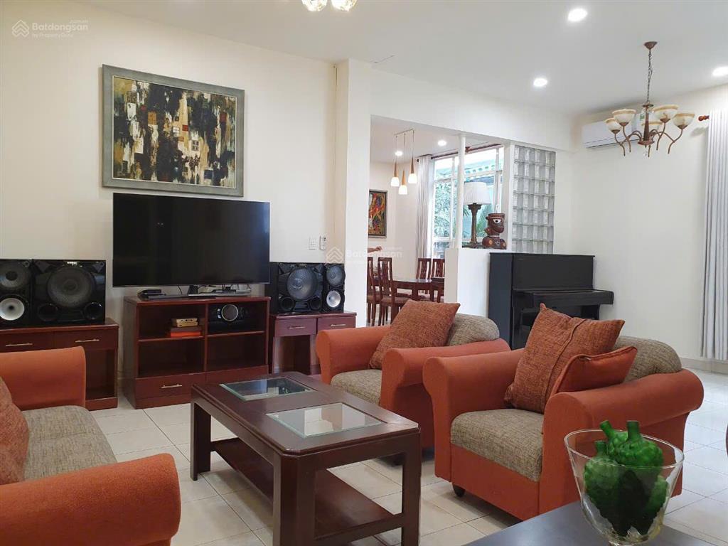 Cho thuê biệt thự song lập khu mỹ hưng, phú mỹ hưng, 180,5m2(9,5 x 19m)cạnh công viên hồ bán nguyệt