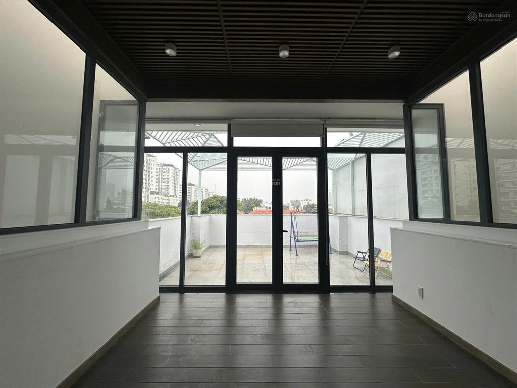 Cho thuê nhà phố phú mỹ hưng, đường số 10, khu nam quang 1, sát bên đường nguyễn đức cảnh, nhà đẹp