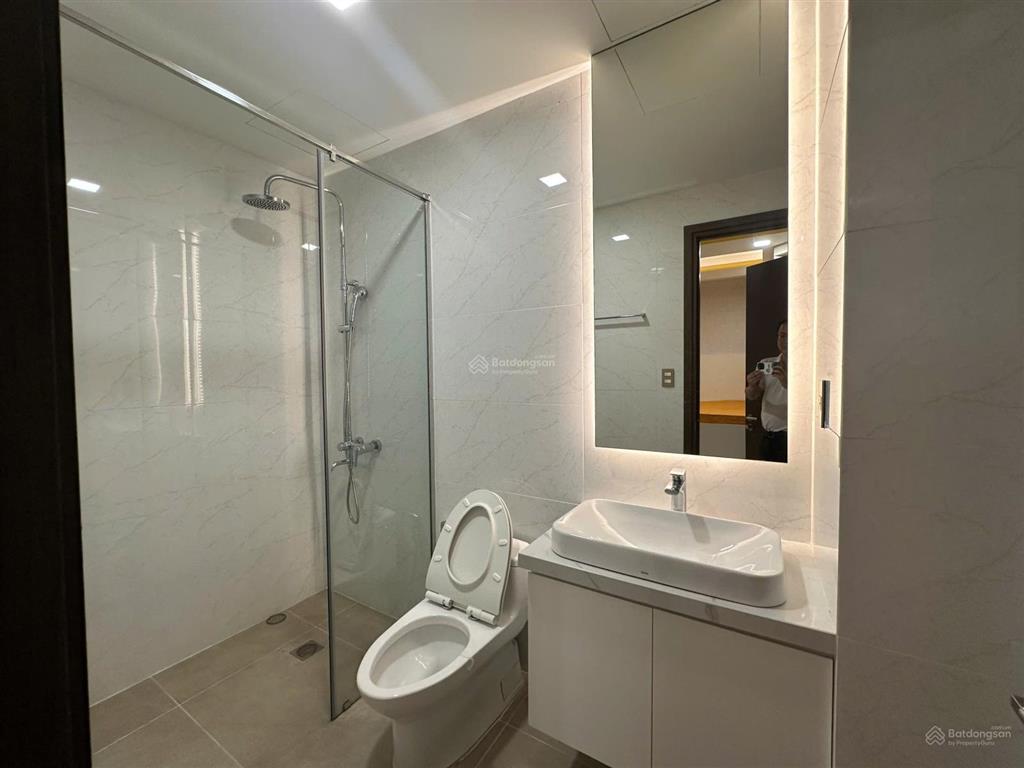Cho thuê nhà phố phú mỹ hưng, đường số 10, khu nam quang 1, sát bên đường nguyễn đức cảnh, nhà đẹp