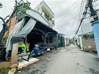 Nhà 3 tầng, sát mt đường số 2, xe hơi ngủ trong nhà, 4pn, nội thất cao cấp, gần metro, nhỉnh 7tỷ