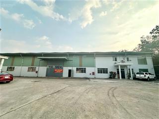 Có 1,440m nhà xưởng giáp tp mới cần cho thuê, có vp làm việc và 5 phòng ngủ