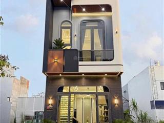 Nhà đẹp mới xây ngay trung tâm tp thủ dầu một