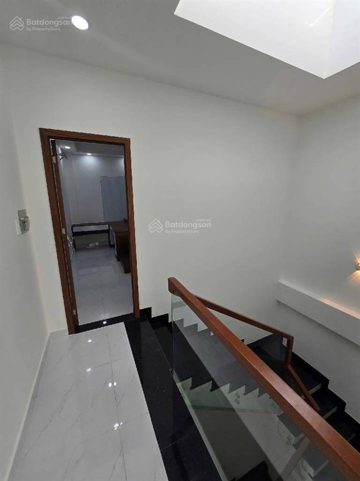 Nhà 3 tầng mới đẹp 56m2 hxh gò cát q9 phong thuỷ tốt 6,4 tỷ