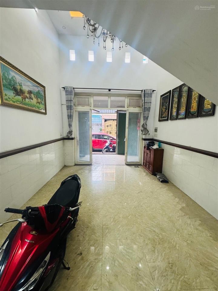 Nhà 4 tầng mặt tiền hồ bá phấn q9 58m2 5' tới metro, sát global city 12,5 tỷ