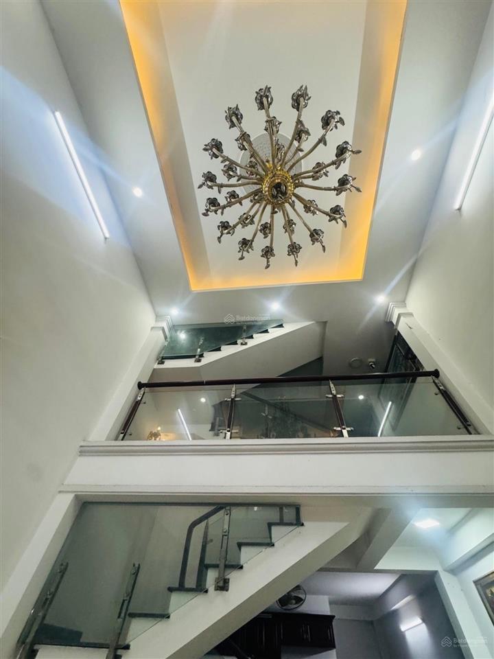 Nhà 4 tầng mặt tiền hồ bá phấn q9 58m2 5' tới metro, sát global city 12,5 tỷ