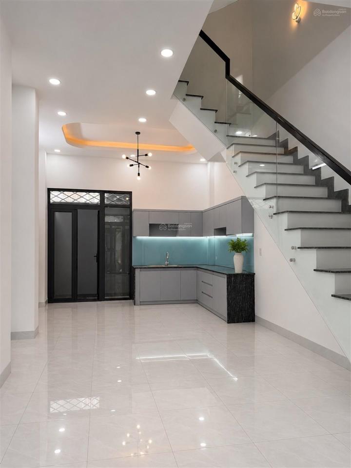 Nhà 3 tầng mới đẹp 50m2 hxh trường lưu q9 5,3 tỷ