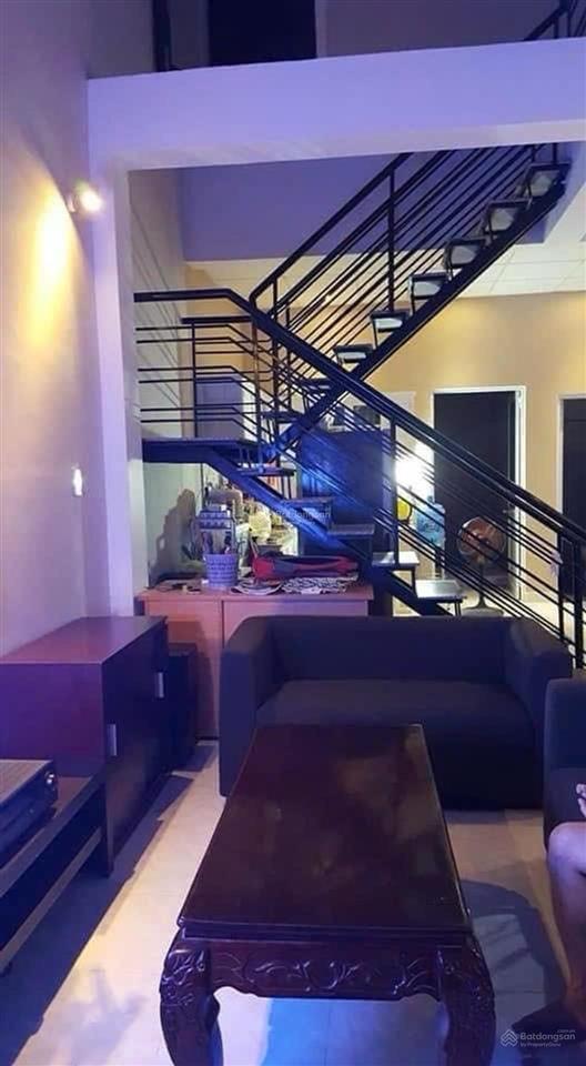 Nhà 2 tầng 66m2 hxh gò cát q9 chỉ 4,3 tỷ