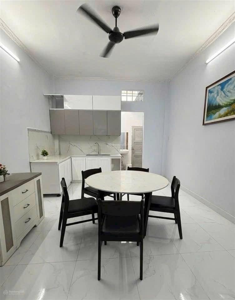 Nhà đẹp 2pn full nội thất oto để trong sân nguyễn duy trinh q9 6,3 tỷ