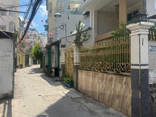 Sát quận 1  khu trung tâm quận 8  nhà xây kiên cố  giá tốt
