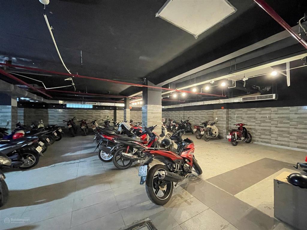 Chvv 5 tầng thu nhập 300tr/th dtsan 1316,5m thông tây hội giá  49,5 tỷ tl