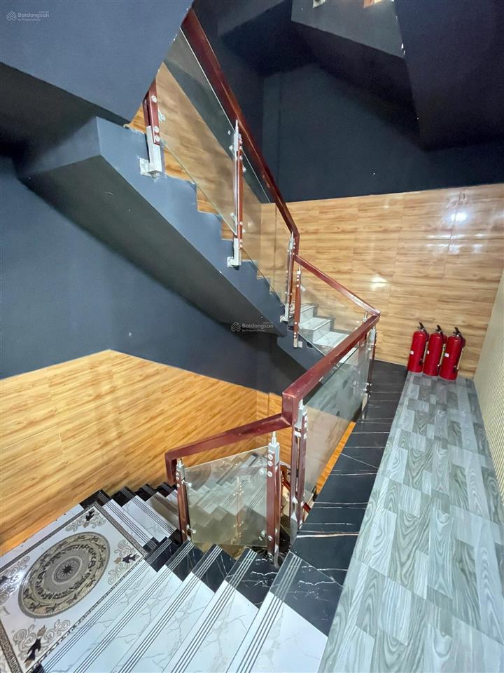 Chvv 5 tầng thu nhập 300tr/th dtsan 1316,5m thông tây hội giá  49,5 tỷ tl