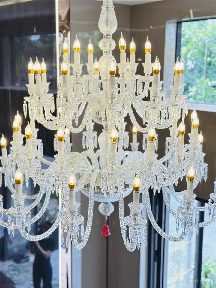 Siêu phẩm 4 lầu dt 5x18 có thang máy, hẻm 10m có lề, full nội thất cao cấp. giá 16,9 tỷ tl