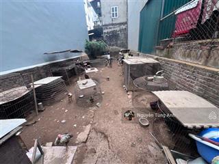 Bán đất 72m ô cách việt hưng, mặt tiền 5m, ngõ 2.4m, giá 10.2 tỷ