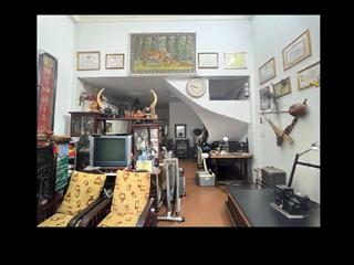 Bán nhà 30/33m đức giang mặt tiền 4.2m 3 tầng ô tô 7 chỗ vào nhà 5.4 tỷ