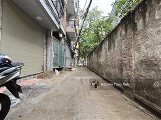 Bán nhà ngõ 104 đức giang, long biên dt 46.8/50m mt 5m 5 tầng thang máy giá 10.3 tỷ