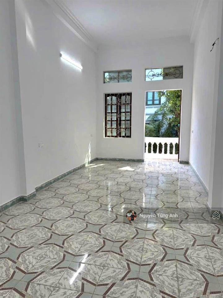 Nhà đức giang 62/70m2, mt 3.2m, 3 tầng, ô tô tránh, giá 14.8 tỷ